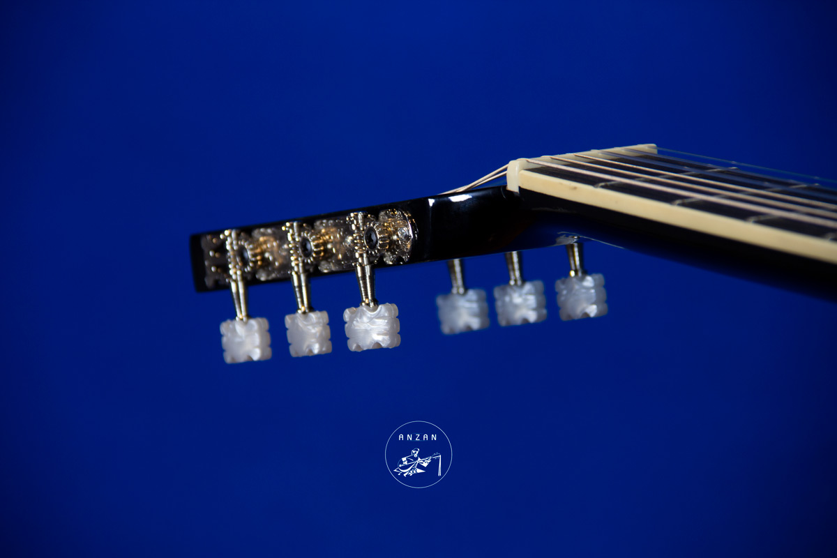 گیتار کلاسیک کلاریس کاتوی پیکاپ‌دار مدل CCG-100CNT EQ-B