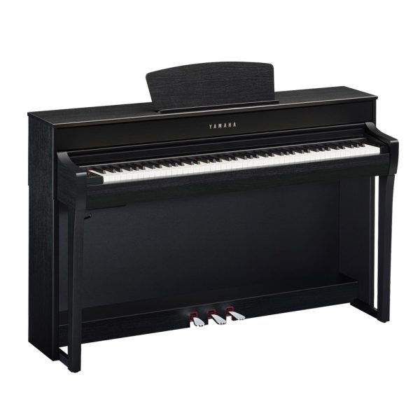 Yamaha CLP 735 1